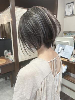 ★ショートヘアにピッタリなハイライト★
