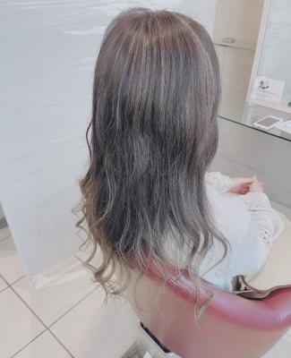 白髪ぼかしハイライトカラー