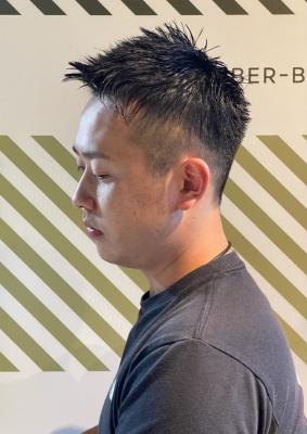 大人の刈り上げスタイル【BARBER-BAR】