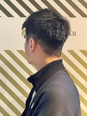大人の刈り上げスタイル【BARBER-BAR】