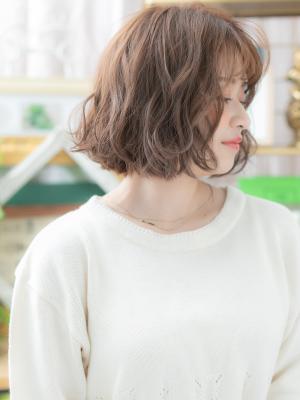 フレンチガーリー韓国風透けバングくびれボブ　ミルクティアッシ