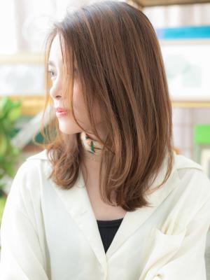 かきあげバング外国人風小顔流れるレイヤー 　ノームコア