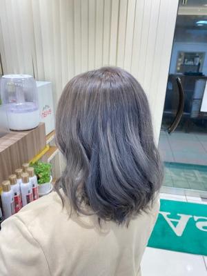大人かわいいグレー