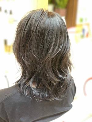 ウルフ/レイヤーカット/小顔/40代50代/ダークアッシュ/ ウルフ/レイヤーカット/小顔/40代50代/ダークアッシュ/