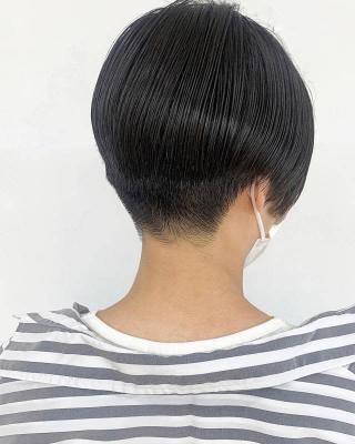 黒髪/ショート/刈上げ/小顔/グラデーション/20代30代