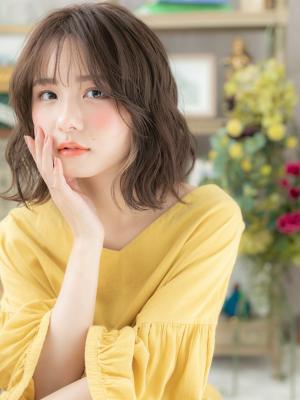 バレイヤージュくせ毛風小顔なみなみウェーブ　フェザーバング