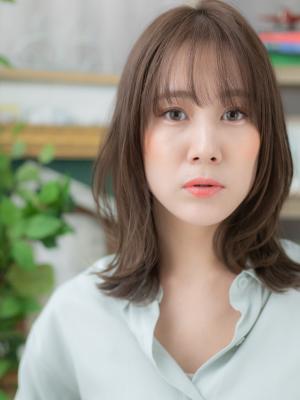 小顔シースルーバングくせ毛風流れるレイヤー　美シルエット