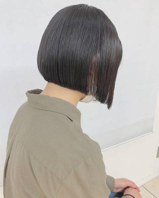 前下がり/ミニボブ/20代30代40代/小顔/耳掛け/黒髪/