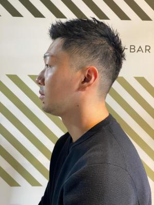 大人の刈り上げスタイル【BARBER-BAR】