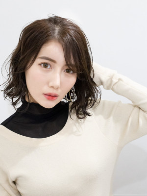 大人かわいいテラコッタカラー 大人かわいいテラコッタカラーのイメージ画像