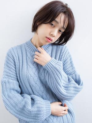 頭の形が綺麗に魅せれるシンプルボブ