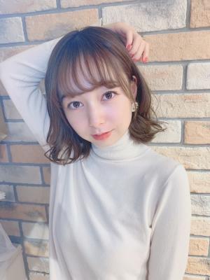 パールベージュ