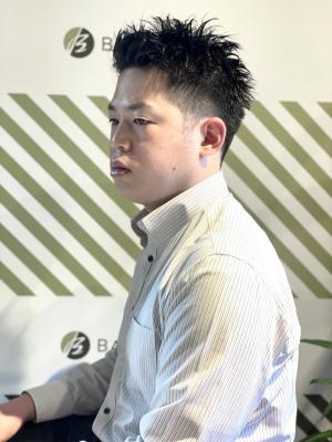 大人の刈り上げショートスタイル【BARBER-BAR】