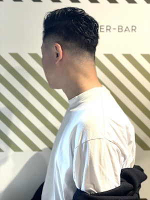 大人のサイドパートスタイル【BARBER-BAR】