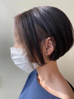 フェイスフレーミンググレージュ　ボブヘアー