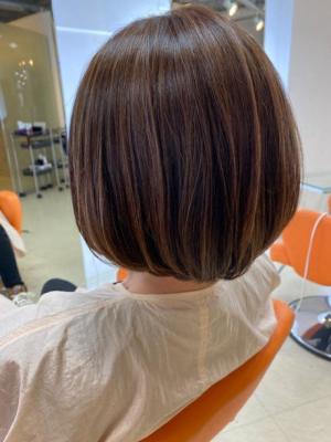 ３０代４０代５０代にオススメ　脱白髪染めハイライト