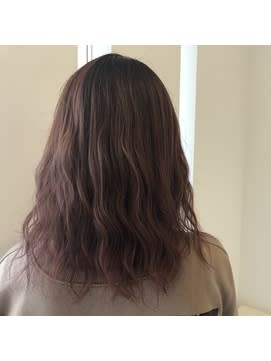 ピンク