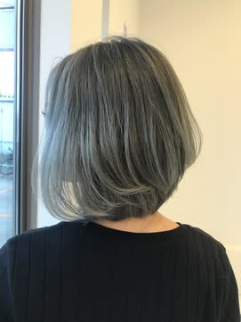 【透明感】*【グレー】