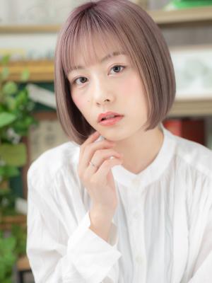 ラベンダーアッシュ透けバング前下がりボブ　エアストレート