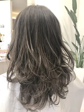 外国人風【ダークカラーからのグラデーション】