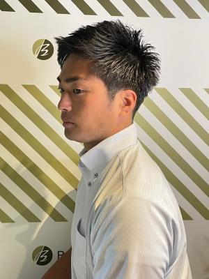 大人の刈り上げスタイル【BARBER-BAR】