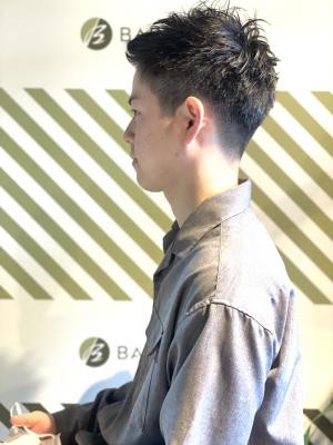 大人のソフトモヒカンスタイル【BARBER-BAR】