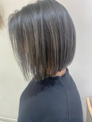 切りっぱなしボブコントラストハイライト
