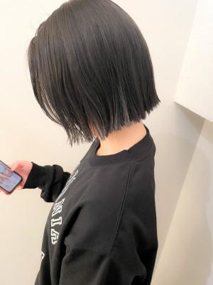 顎ラインボブ ダークグレー【横浜】
