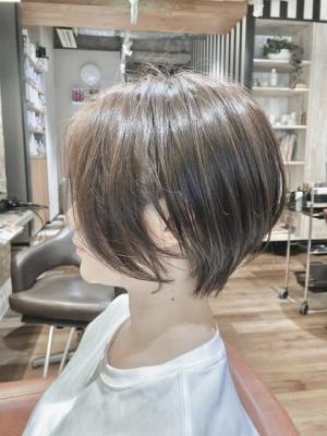 美人ショート×小顔ヘア