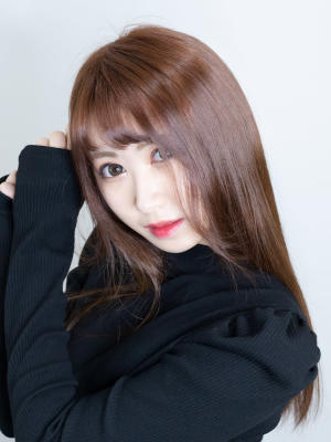 清楚系巻き髪ロング