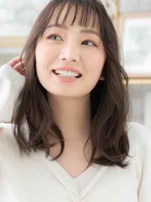黒髪バレイヤージュくせ毛風エアストレート　モカブラウン