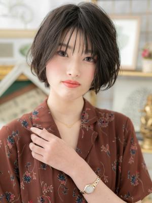 大人かわいい小顔束感ショートウルフマッシュ　マッシュパーマ