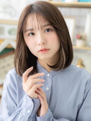 大人かわいいインナーカラーシースルーバング 内巻きワンカール 大人かわいいインナーカラーシースルーバング 内巻きワンカール