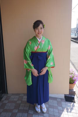 卒業式の袴の着付のイメージ画像