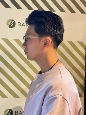 大人の刈り上げスタイル【BARBER-BAR】