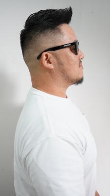 クロップアップバング