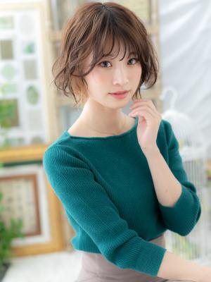 イヤリングカラー韓国風ゆるふわボブウルフ　ボブショート