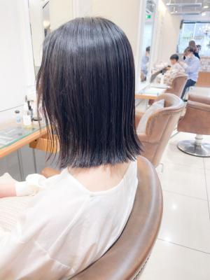 酸性ストレート さら艶ロブヘア【横浜】