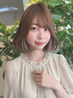 フェミニンボブ