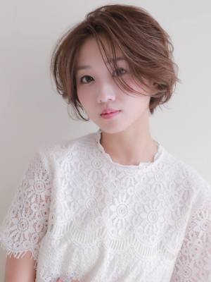 スタイリング簡単☆大人可愛い小顔ショートボブ