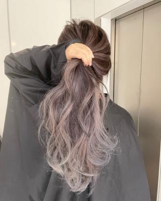 シルバーグレージュ
