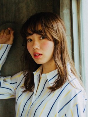 ふんわり大人可愛いゆるウェーブ