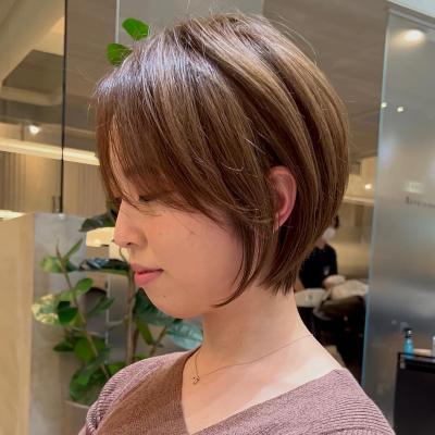 ショートボブ