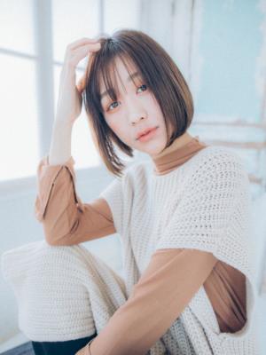 ナチュラルショートボブ