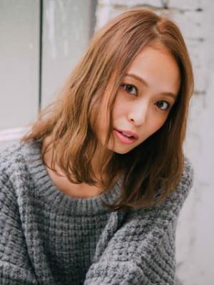 大人カジュアルオフェロスタイル