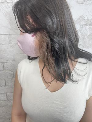 イヤリングカラーグレージュ10代20代11000円