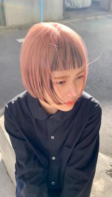ピンクカラー　ピンクベージュ　ミニボブ　ウルフカット