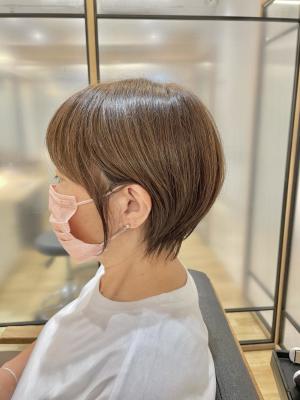 【篠原】ショート×白髪ぼかしハイライトが急増