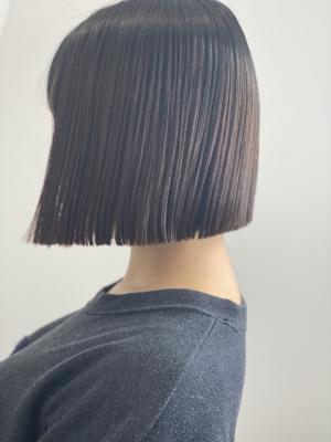 【切りっぱなしボブ】【髪質改善ストレート】