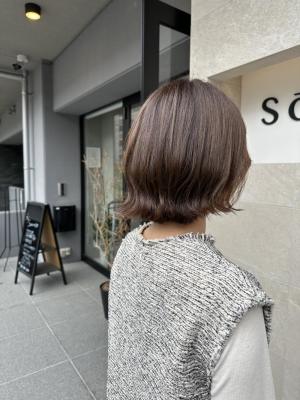 前上がりボブ